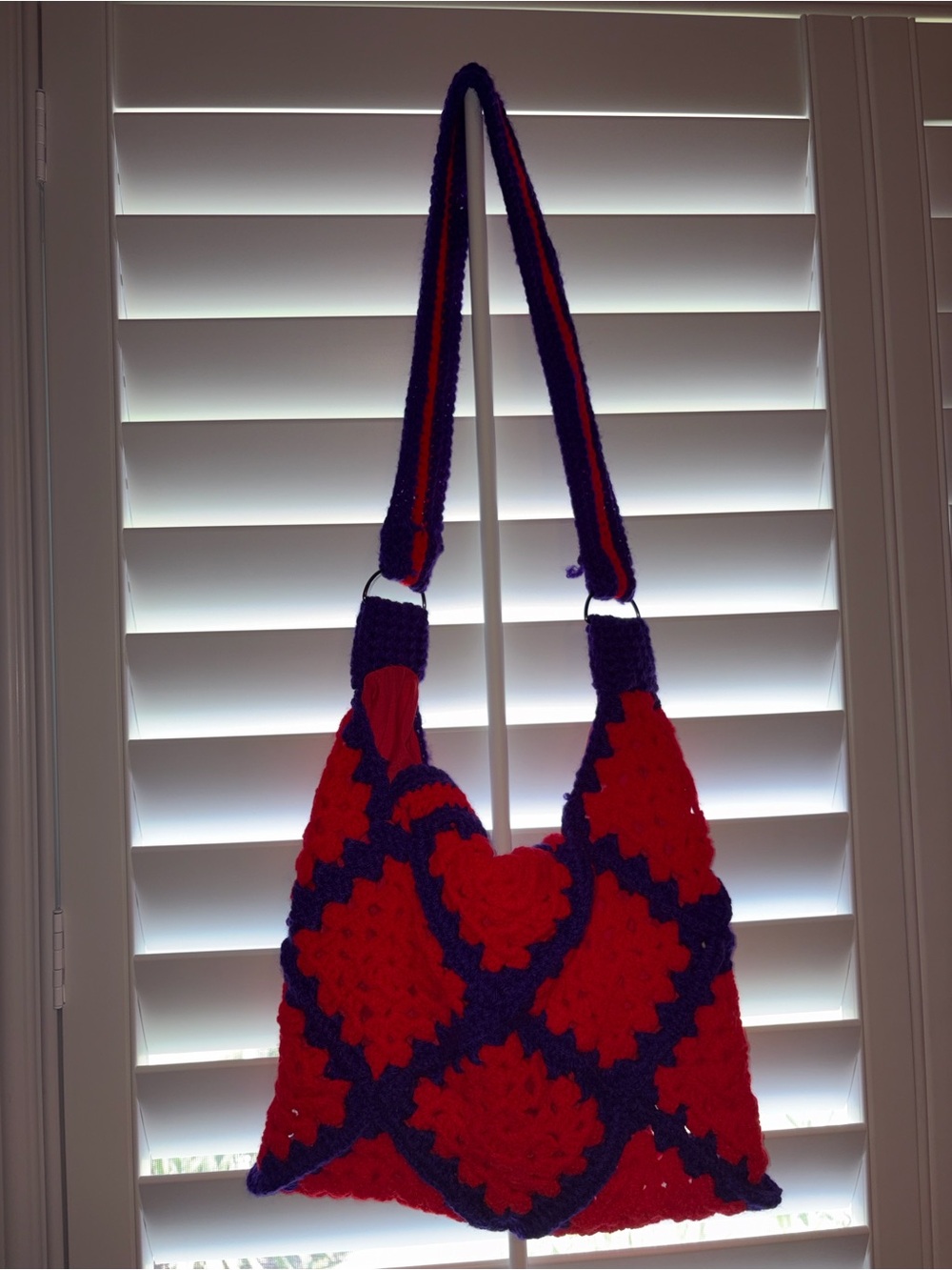 Hand Crocheted Knit Yarn Boho Tote Red Purple Purse Shoulder Bag Retro Granny - Picture 16 of 16